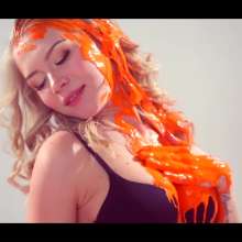 Gater: Ad find: Olga Simakova and 5 other women get splashed with paint