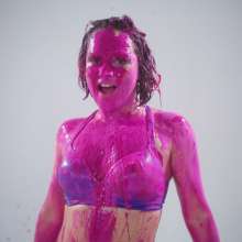Gater: Ad find: Olga Simakova and 5 other women get splashed with paint
