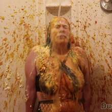 DuckDuckWam: Banana Gag and Savoury Humiliation