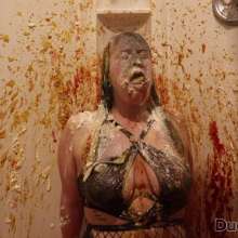 DuckDuckWam: Banana Gag and Savoury Humiliation