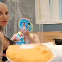 CustardFlanman: Baldie Tickles and Pies Flanman