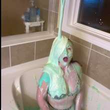Chloe of PieroProductions: Chloe G. In... Bathtub Pies and Slime