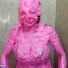 Hikari-Studio-Wam: Hikari Invites Biannca into Her Pink World