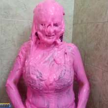 Hikari-Studio-Wam: Hikari Invites Biannca into Her Pink World