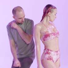Gater: Music Video find: Ika gets covered in clear slime in "Mikki"