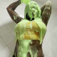 TheGungeZone: Ivy's Messy Cooldown