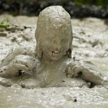 dlodoski: Ignorance is Bliss, Anabelle--Photos