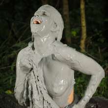 dlodoski: Kobe's Sexy Solo in the Mud--Photos