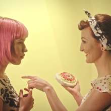 Gater: Music Video find: Couples pie each other in Paulina Labuda's MV