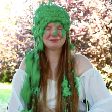 PieZone: Lindsay Gets Slimed!