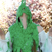 PieZone: Lindsay Gets Slimed!