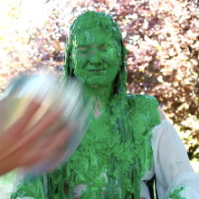 PieZone: Lindsay Gets Slimed!