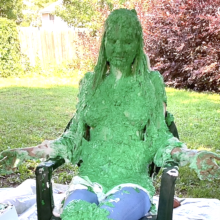 PieZone: Lindsay Gets Slimed!