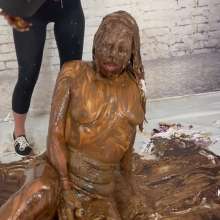 Messygirl: Student Revenge