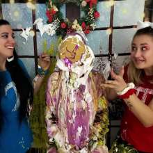 The Man and The Wife: New Download- 'The Holiday Special: Messy Gift Giving'