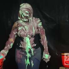 Ready2Wam Studio: Trick Or Mess Edition: Maya