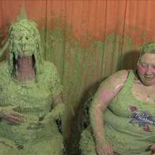 somedude82: Twyla and Reddd Get Slimed on Yscdtotv