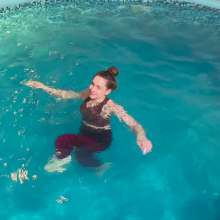 Wet Live Team: Wet Leggings in a Deep Pool, Natashka Sporty Look