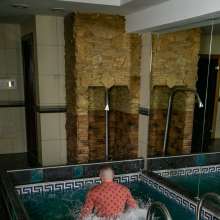 wet.look.me: Wetlook man in a sweaT-shirt jumps into the pool dressed | Wetlook.biz