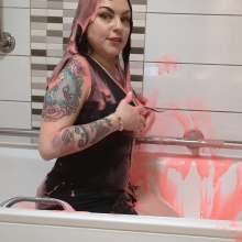 TheGungeZone: Amy's New Years Eve Gunging