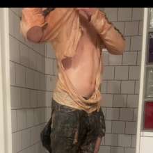 noahwet: Custard and Ripped Clothes