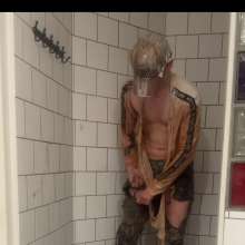noahwet: Custard and Ripped Clothes