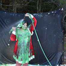 JD and Messy Andi: Merry Christmas/Happy New Year!