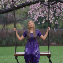 Wetmaxiskirts: End of year miscellany (wetlook)