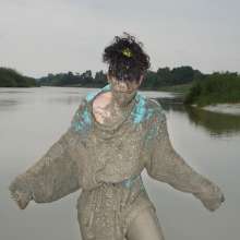 FOXY: Marion come back in mud...