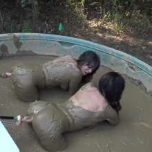 Jayce: Fuck Machine in Mud Pit w/ Brooklyn!  The Hom has been naughty this year!