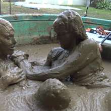 Jayce: Fuck Machine in Mud Pit w/ Brooklyn!  The Hom has been naughty this year!