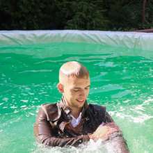 WetlookerUpdates: Wet guys on Wetlooker!