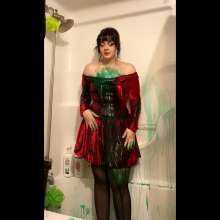 Slime Genesis: Jinxxx Needs Help Looking More Festive in Her Holiday Dress!