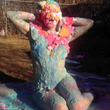 Slime Genesis: Famous Singer Just Wants to Get Messy!