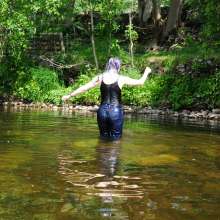 DungeonMasterOne: Lady Jennifer Gets Soaked in the River in Jeans.