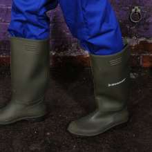 DungeonMasterOne: Lucia: Lots of Custard in Brand New Boilersuit and Wellies