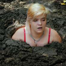 QS4Ever: Mary in Alternative Farm Clay