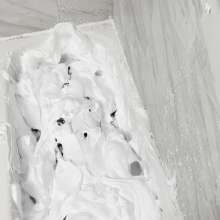 ms-pie-oneer: Ms-Pie-oneer's Shaving Cream Bath Time