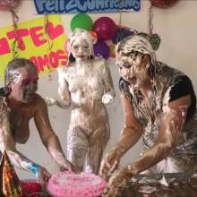 RevSlymsford: Nicolette's Elegant Birthday Soiree Becomes 3 Girl Foodfight