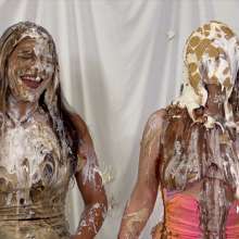 Messygirl: New Messygirl Download: Pie Hits 19: Pies Galore