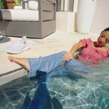 WetlookFashion: Sexy Charlie Does Some Pool Dipping in Jeans and Crop Top