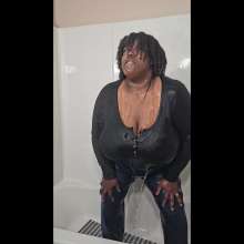 gsdwetlook: Showering Fully-clothed in Jeans and a Sweater