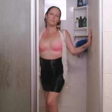 Thefetishgirl: Shower with a Tease