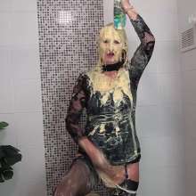 custardcouple: Messy N Wet Hairwash 2