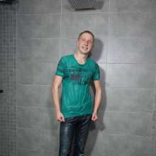 WetlookerUpdates: Wet guys on Wetlooker!