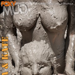 FOXY: Amazing duo in mud