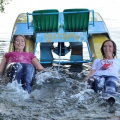 ufa217: Tanya and Varvara rented a catamaran...
