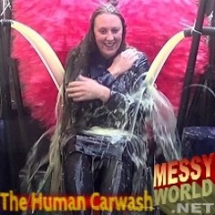 LiquidX: The Human Carwash: Do I Look Nervous?