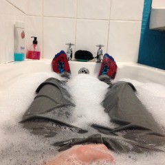 jamcustard22: Fully clothed bath