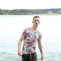 wetlookercom: 3 new guys on wetlooker.com